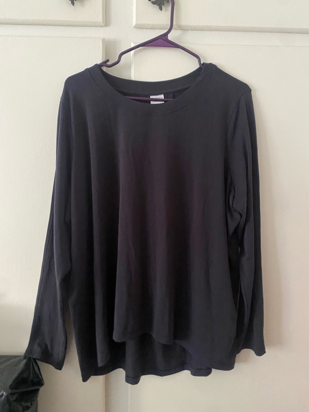 Athleta Black Long Sleeve Crewneck Top